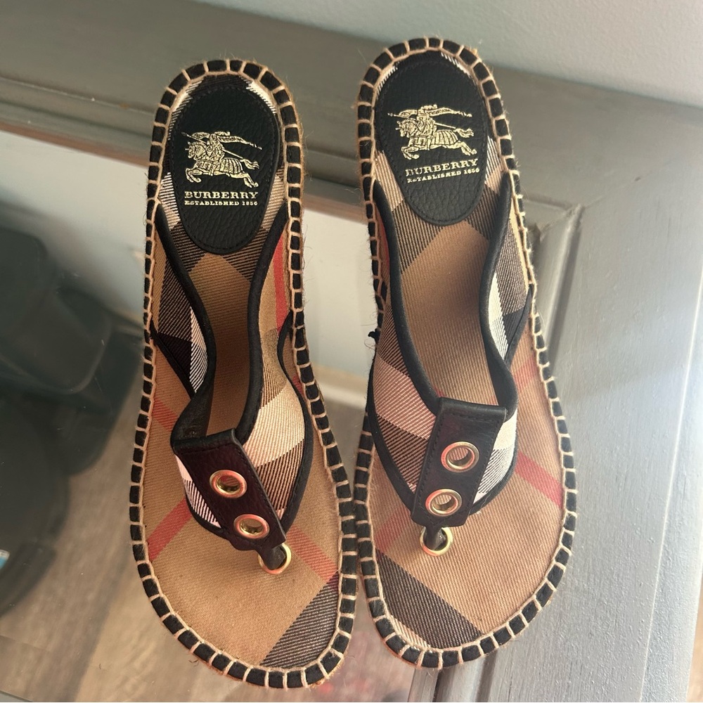 Burberry Espadrille Nova Size 37